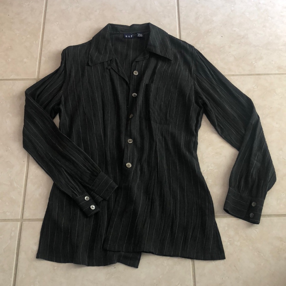 Gap Women’s Pin Striped Button Down Shirt or Blouse